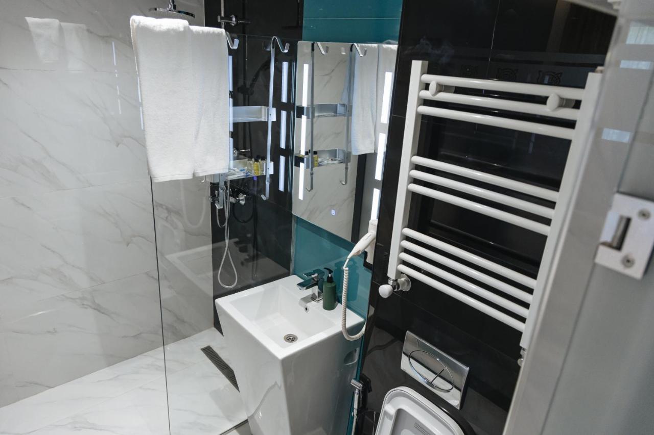 יירבאן Aratta Boutique Hotel מראה חיצוני תמונה