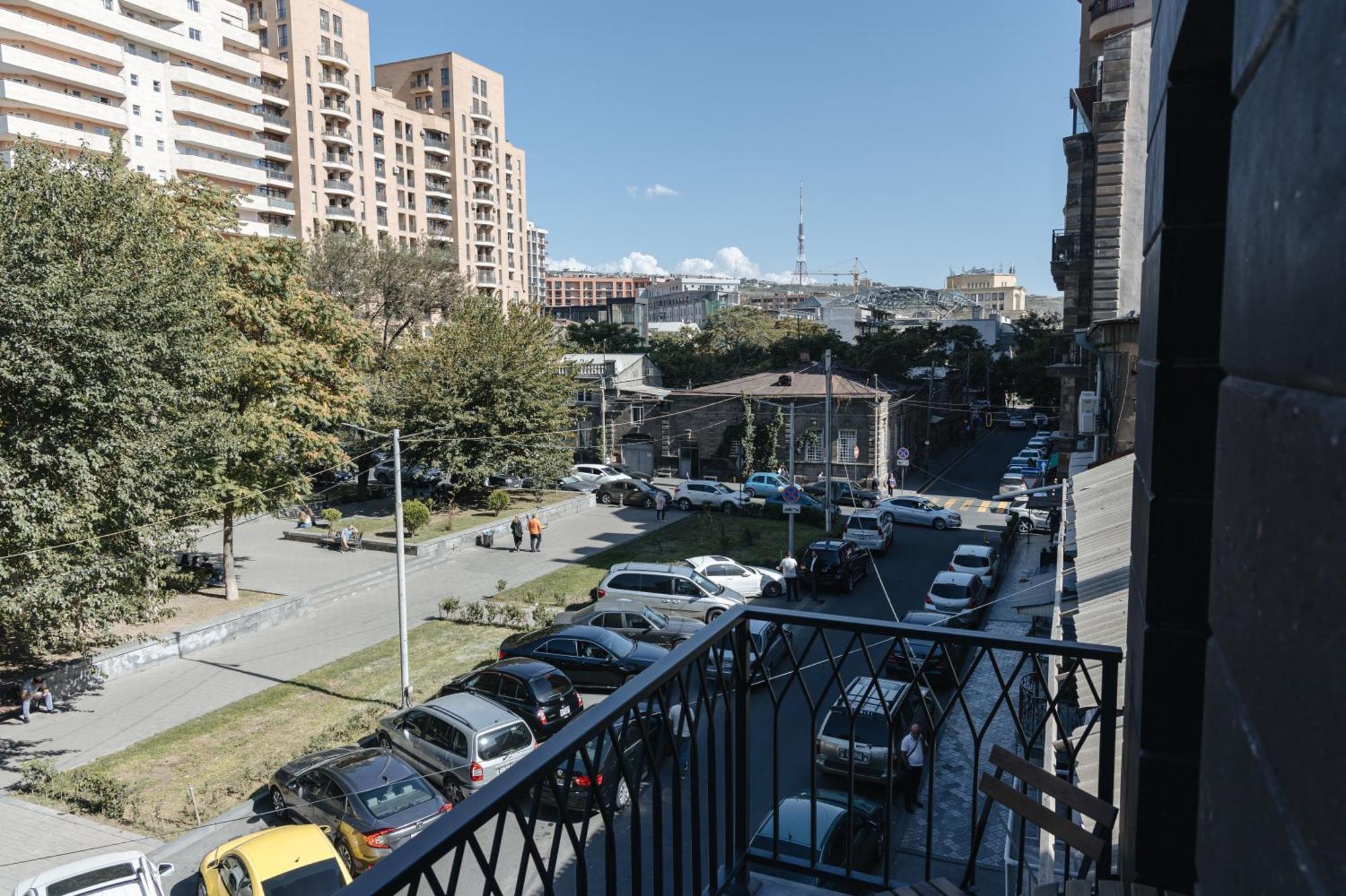 יירבאן Aratta Boutique Hotel מראה חיצוני תמונה