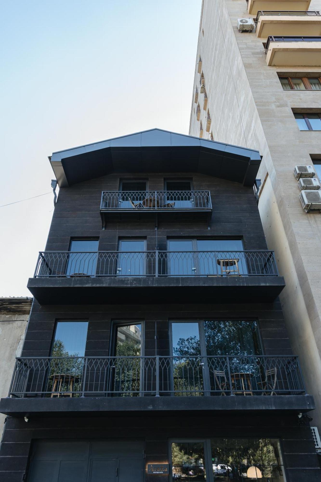 יירבאן Aratta Boutique Hotel מראה חיצוני תמונה